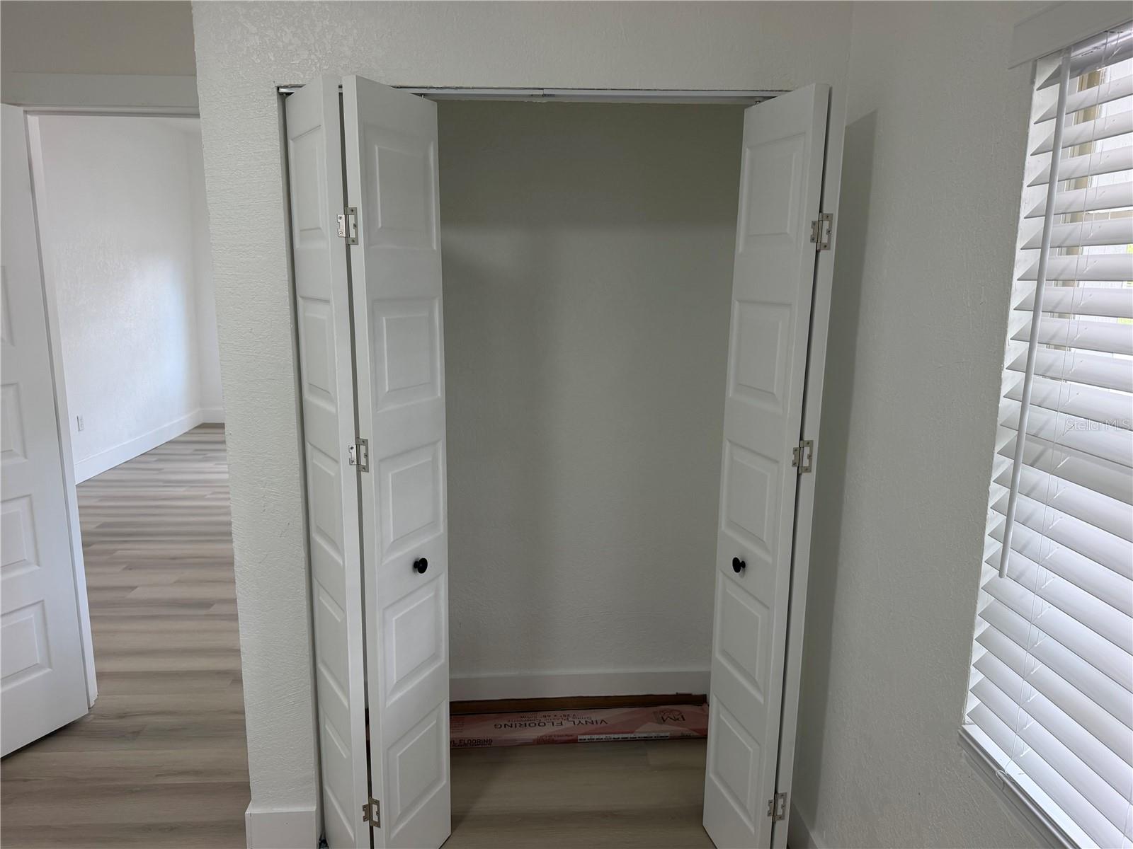 2604 E LAKE AVE — photo 13