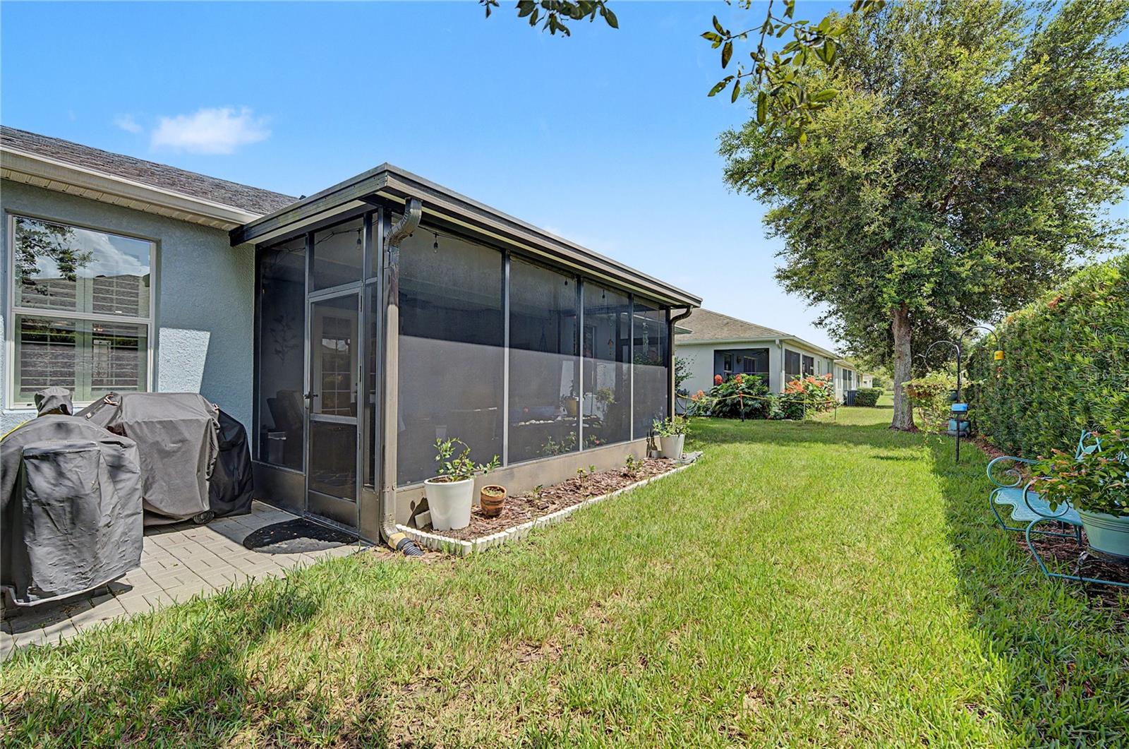 10427 HYANNISPORT LOOP — photo 40