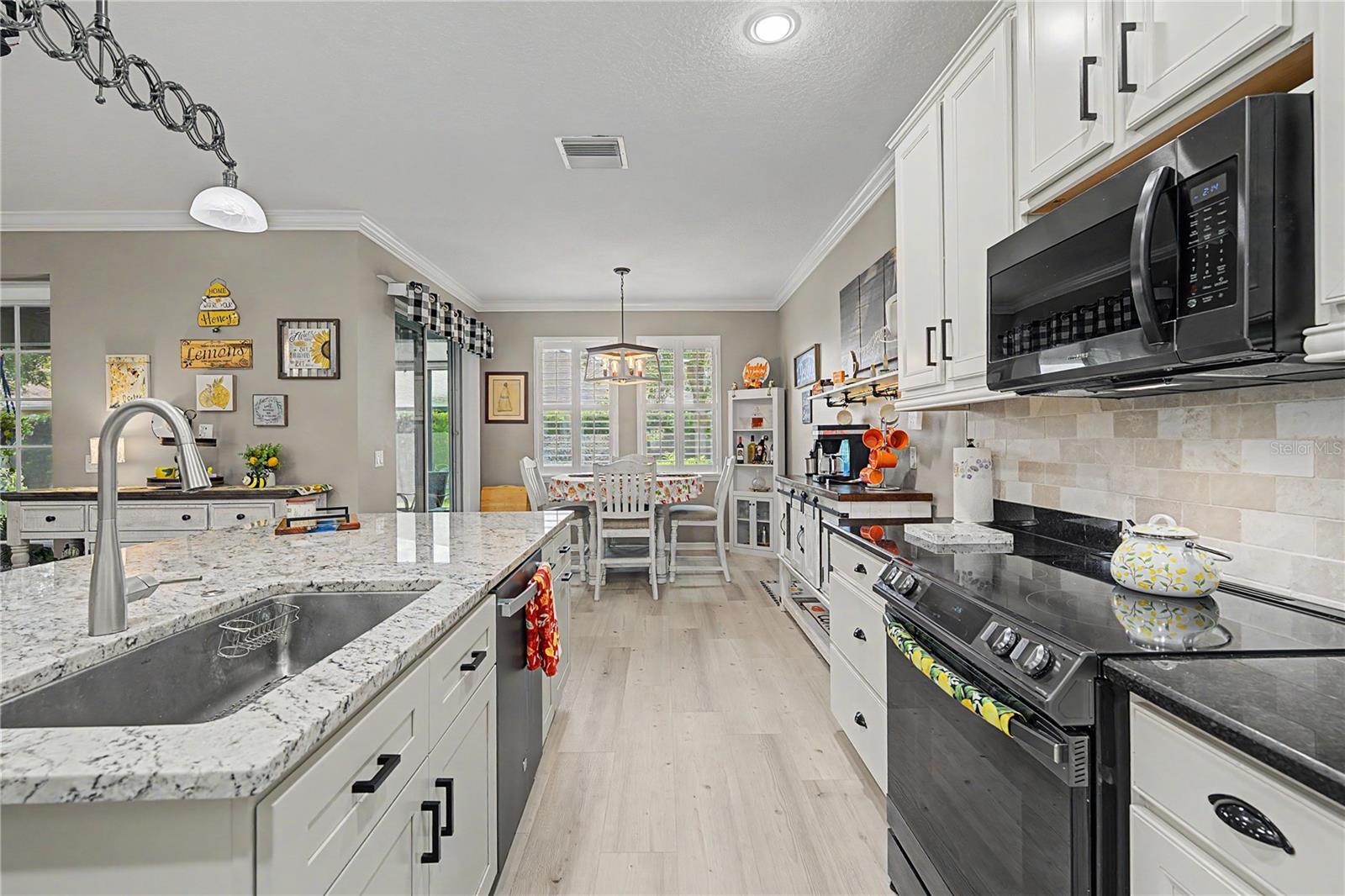 10427 HYANNISPORT LOOP — photo 22