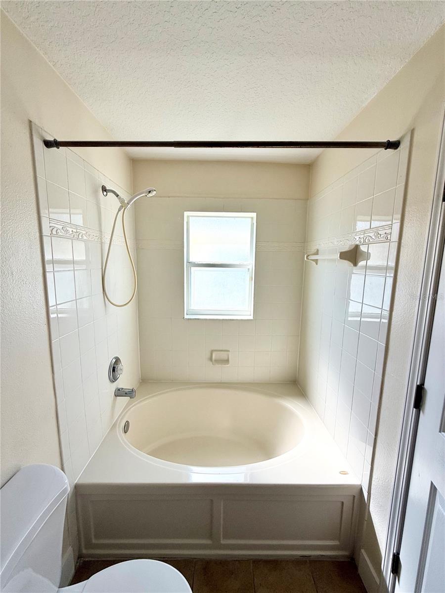 7731 CARRIAGE POINTE DR — photo 10