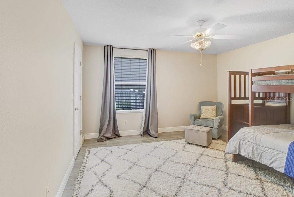 4430 MERRICK RUN LN — photo 33