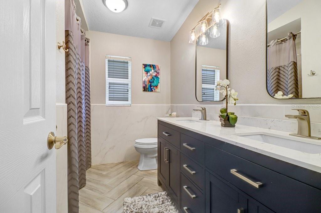 4430 MERRICK RUN LN — photo 32