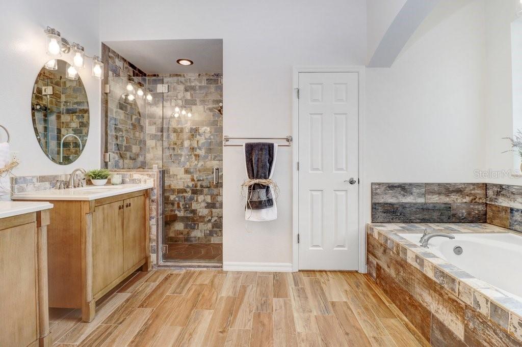 4430 MERRICK RUN LN — photo 26