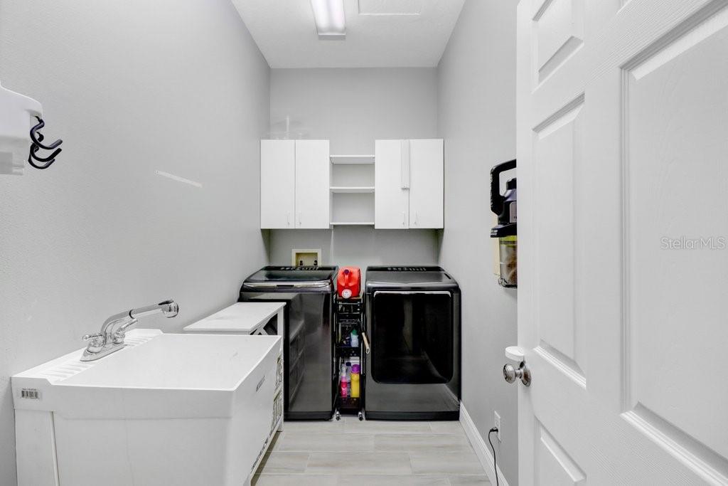 4430 MERRICK RUN LN — photo 39