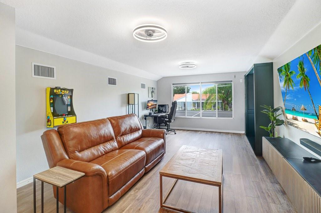4430 MERRICK RUN LN — photo 35