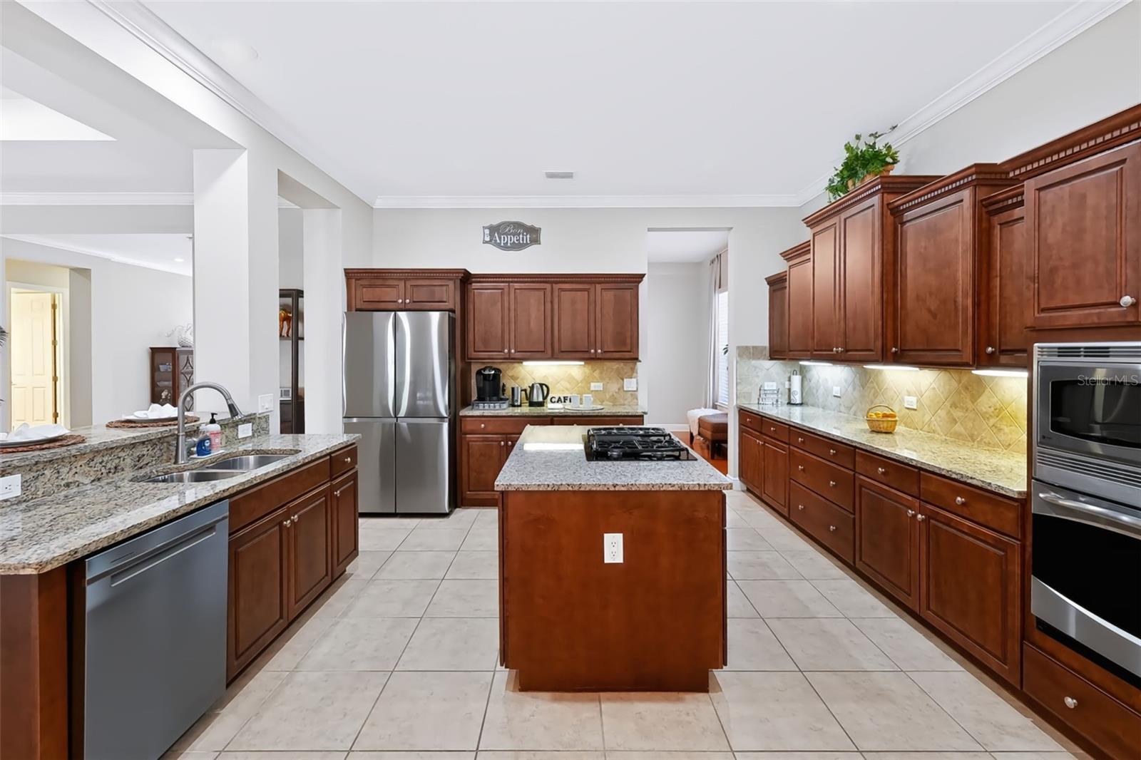 102 WIMBLEDON CT — photo 51