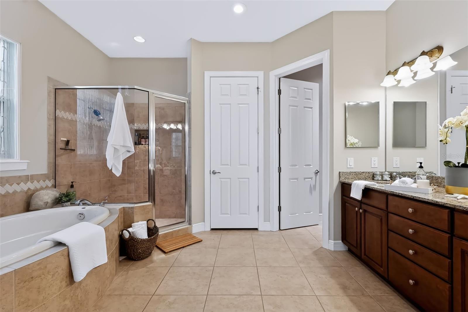 102 WIMBLEDON CT — photo 45