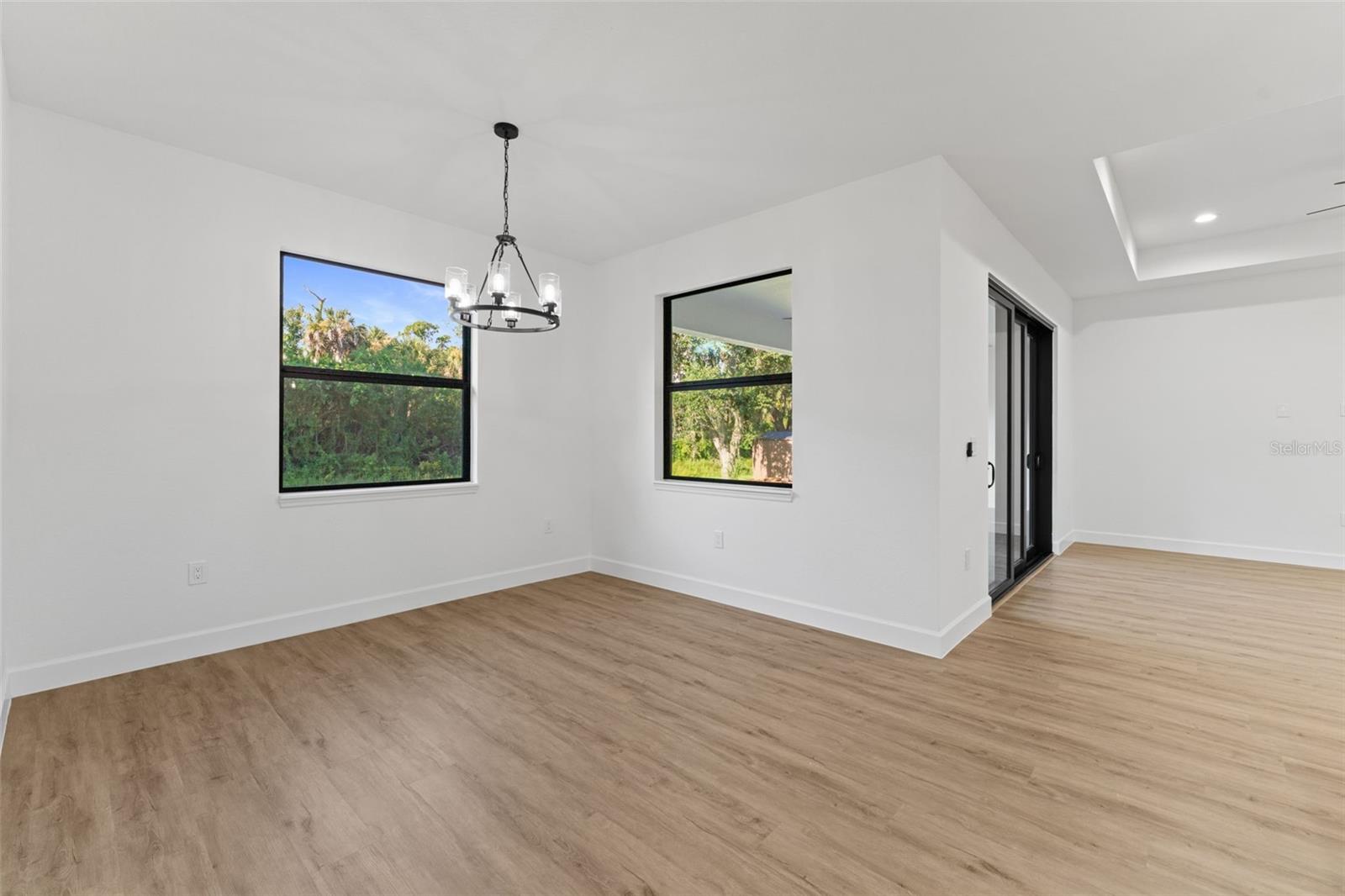 3271 ZORATOA AVE — photo 20