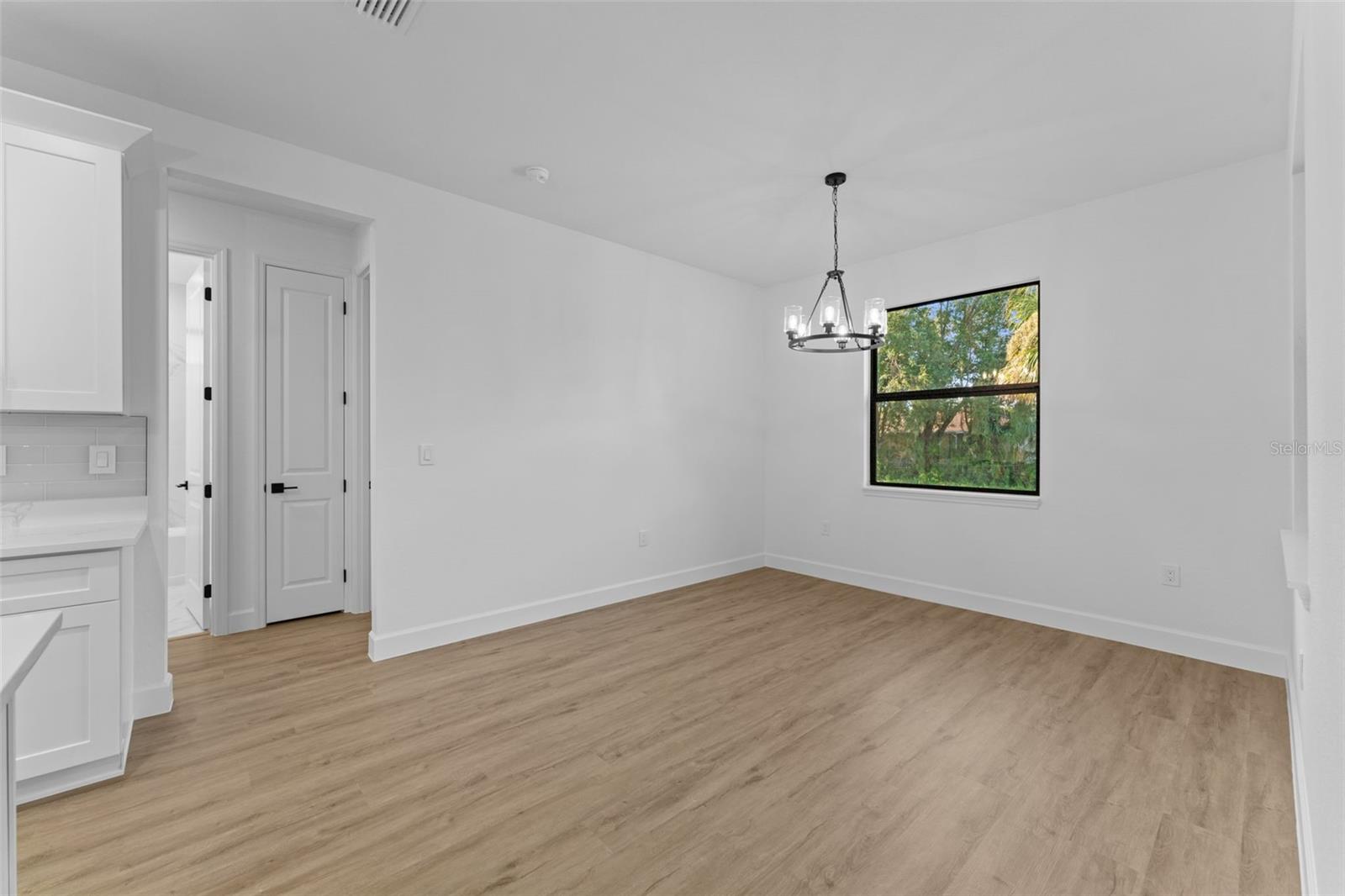 3271 ZORATOA AVE — photo 21