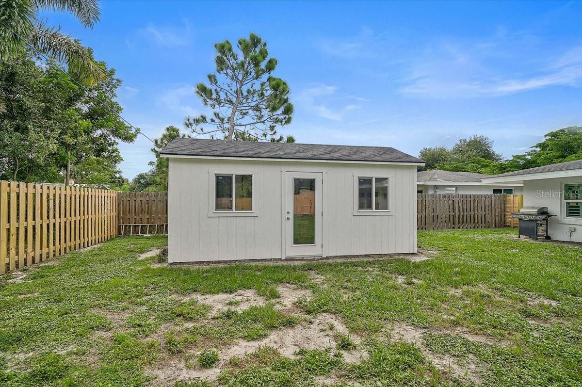 2347 TANGERINE DR — photo 29