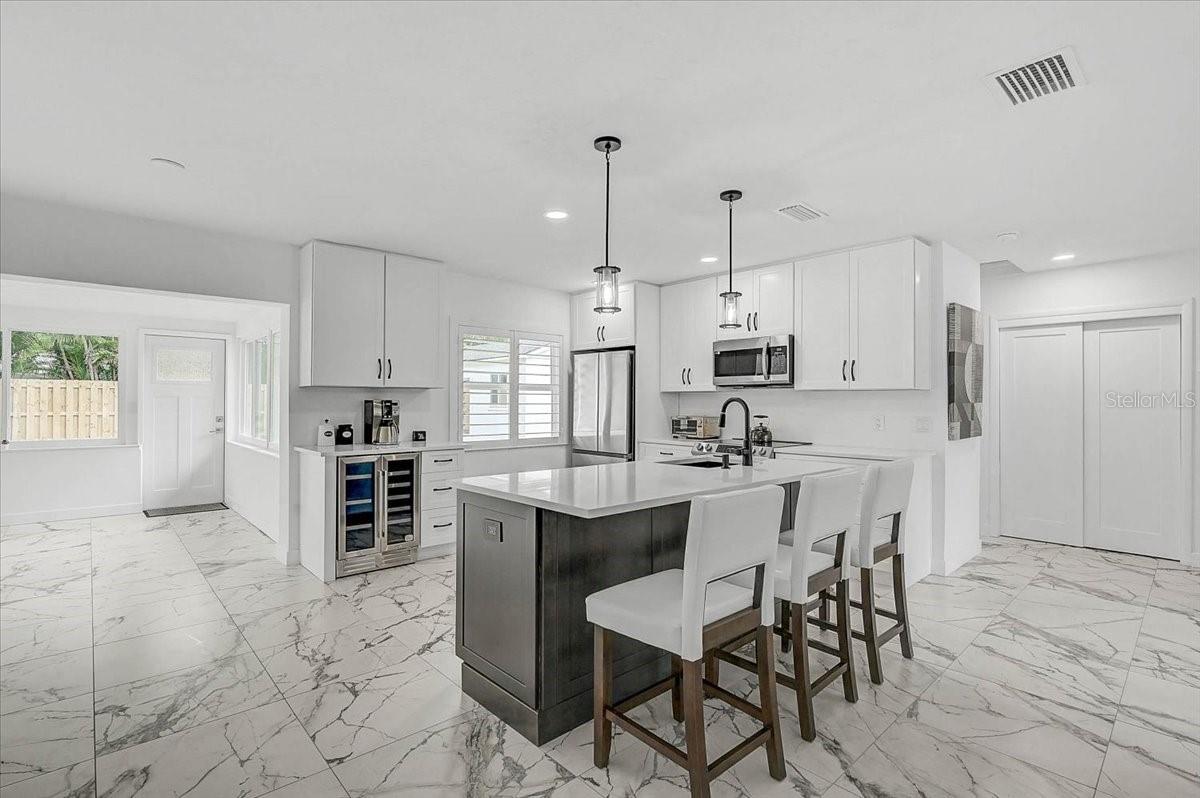 2347 TANGERINE DR — photo 11