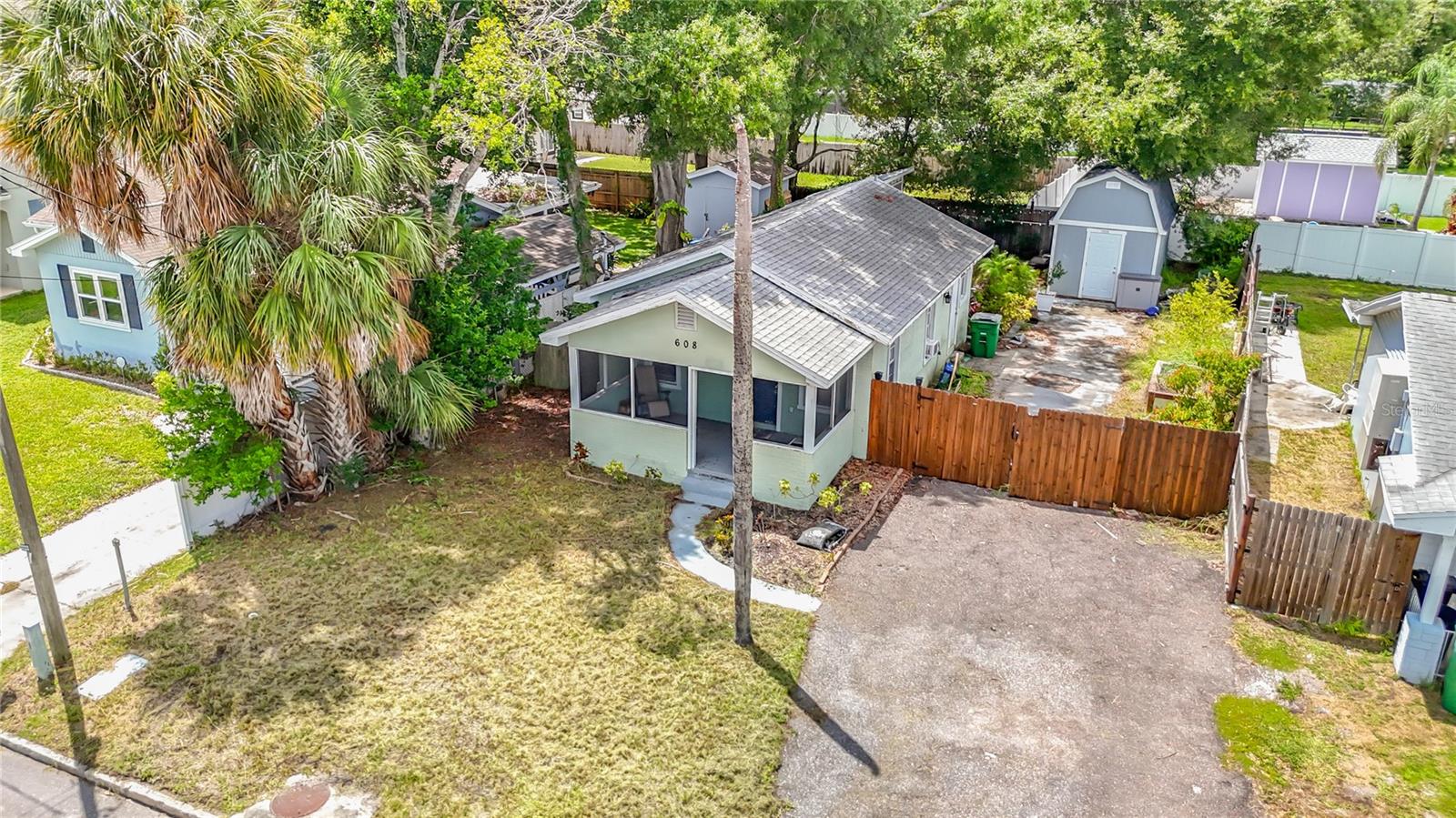 608 N LINCOLN AVE — photo 3