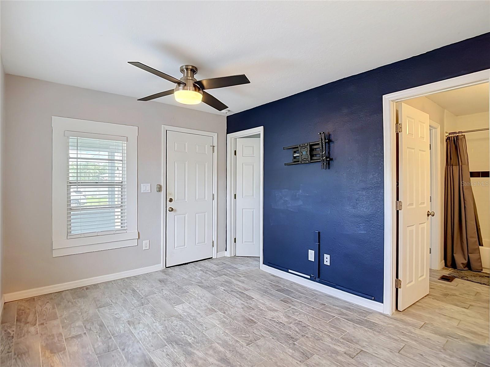608 N LINCOLN AVE — photo 9