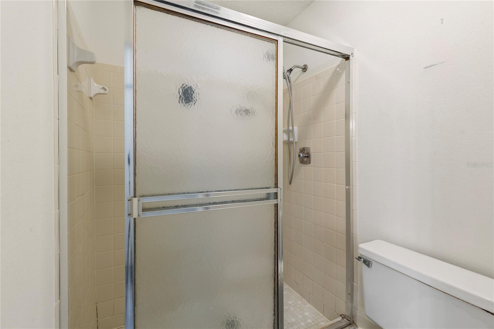 321 DOVER CT E — photo 21