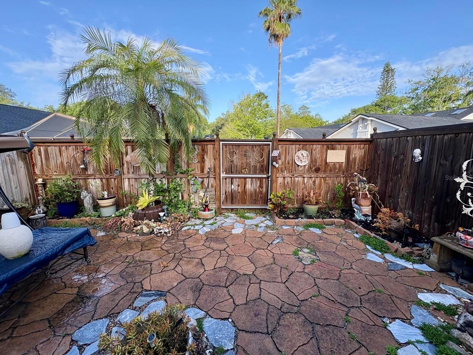 2466 ALHAMBRA ST — photo 14
