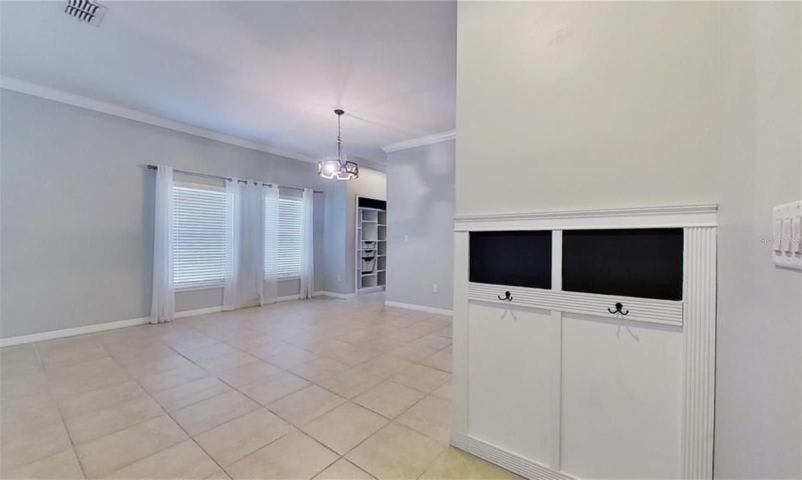 2863 MAPLE BROOK LOOP — photo 3