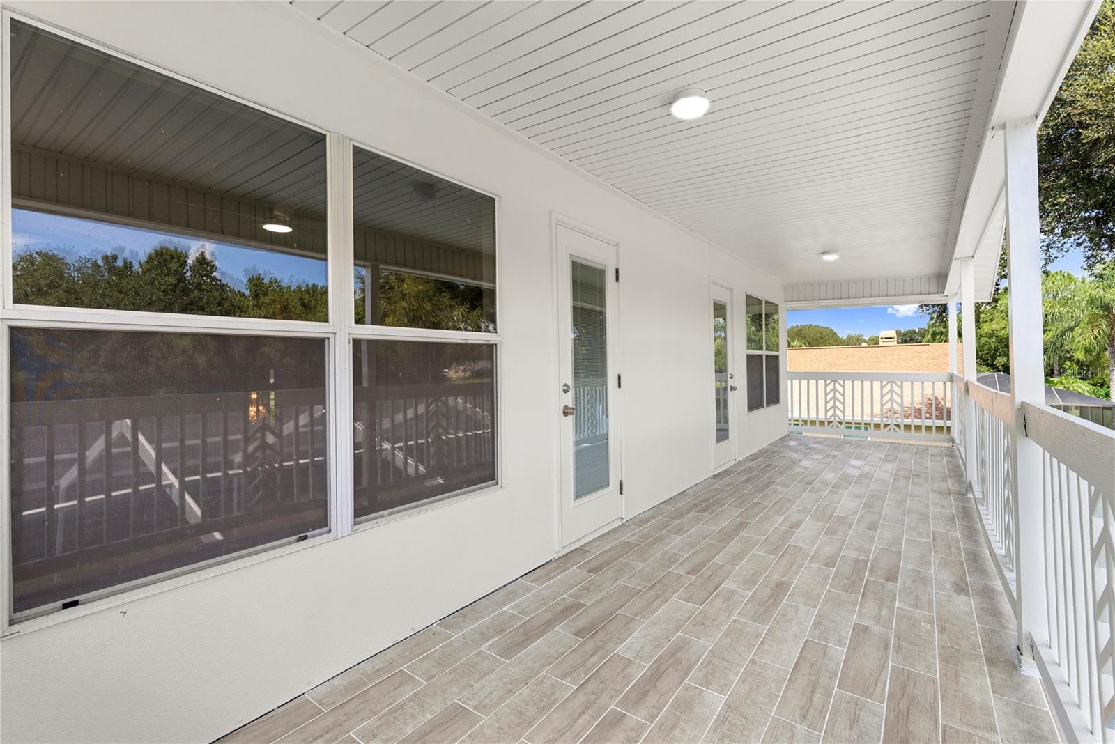 17919 CLEAR LAKE DR — photo 48