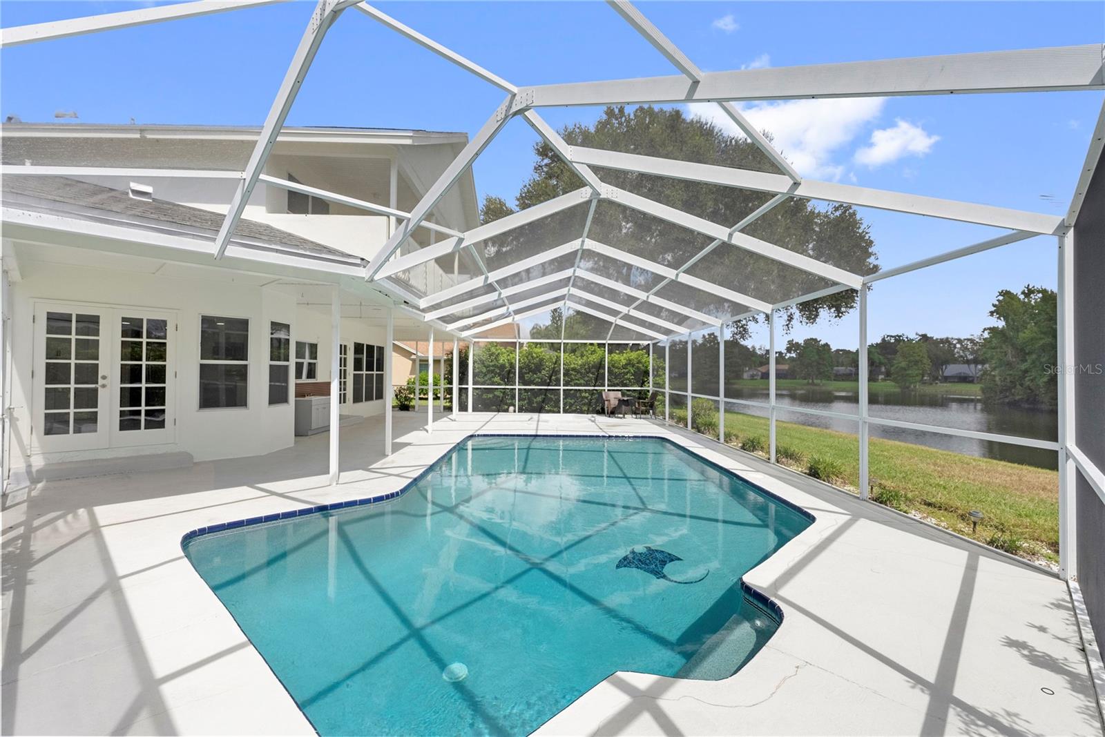 17919 CLEAR LAKE DR — photo 45