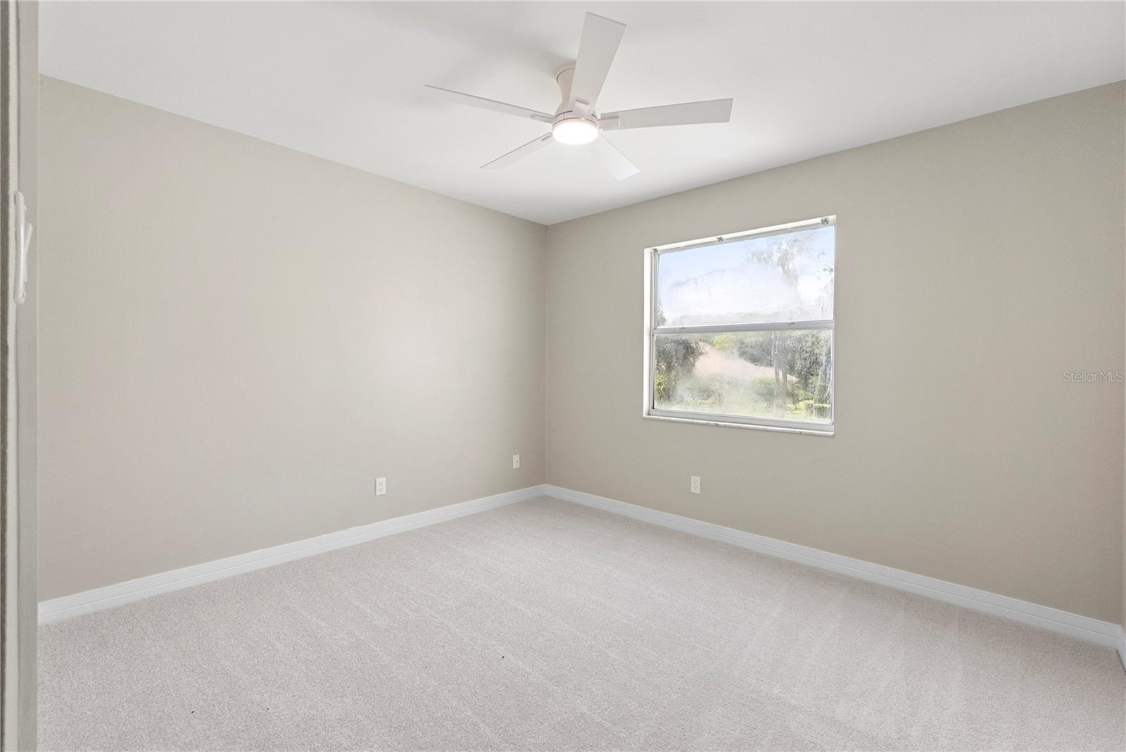 17919 CLEAR LAKE DR — photo 37