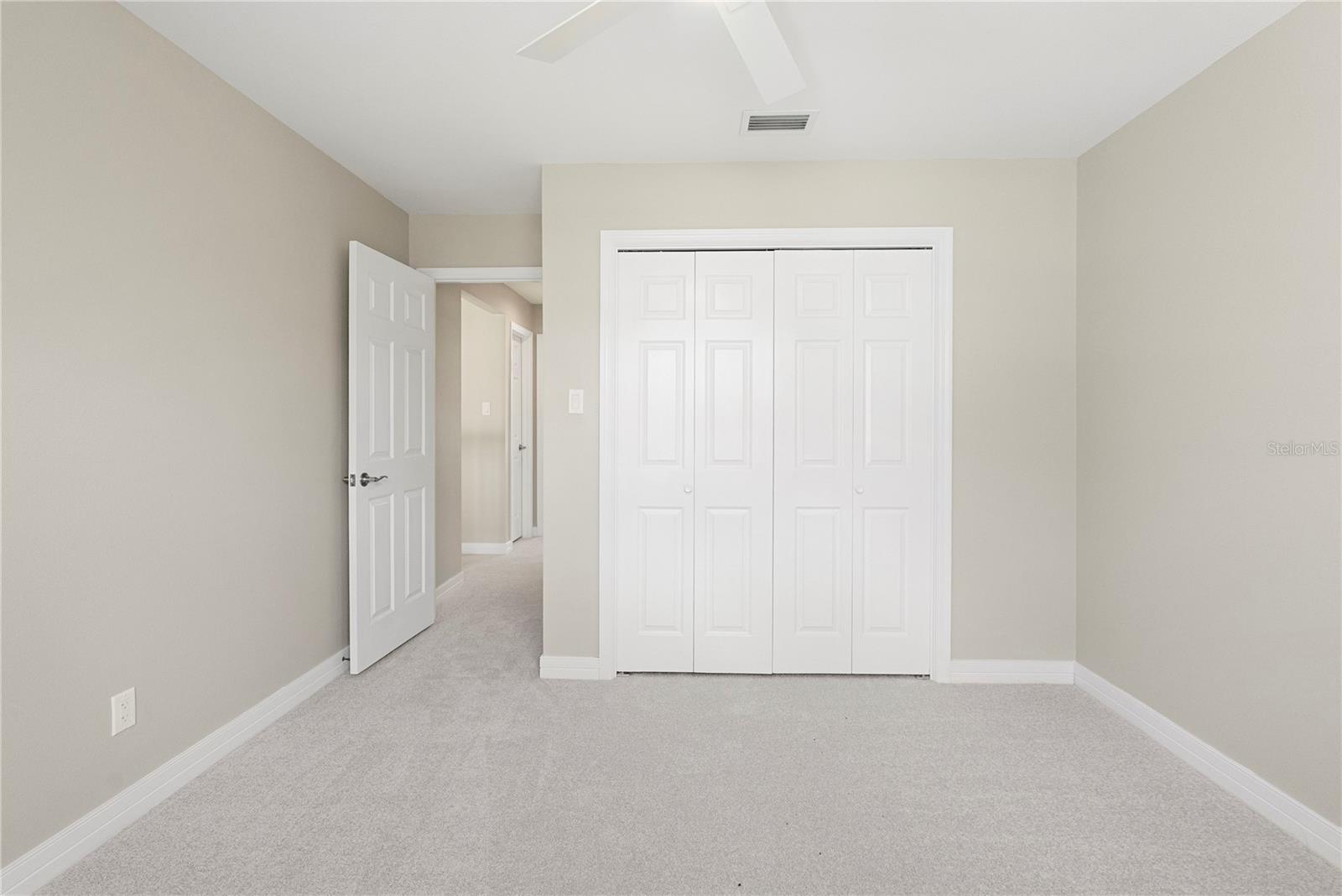 17919 CLEAR LAKE DR — photo 38