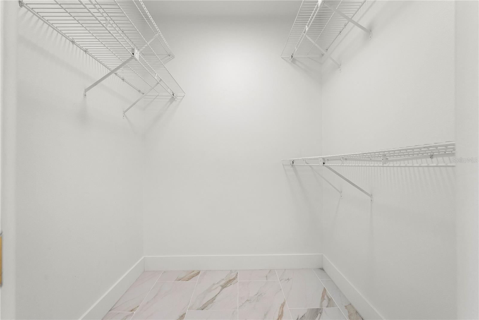 17919 CLEAR LAKE DR — photo 33