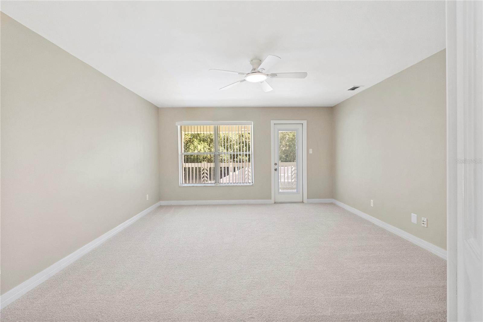 17919 CLEAR LAKE DR — photo 27