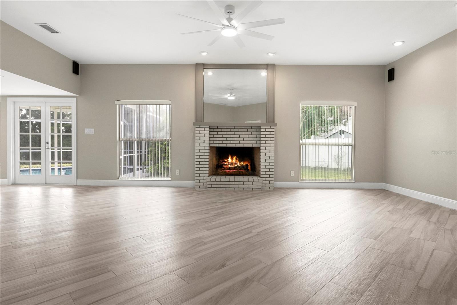 17919 CLEAR LAKE DR — photo 20