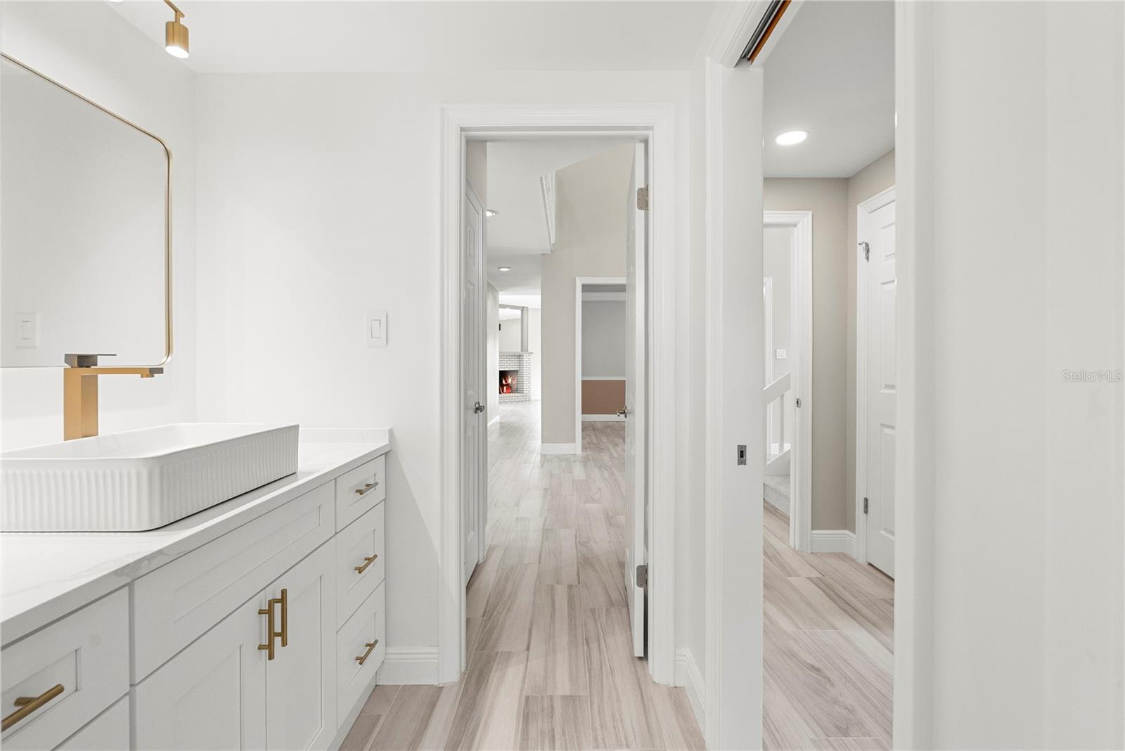 17919 CLEAR LAKE DR — photo 10