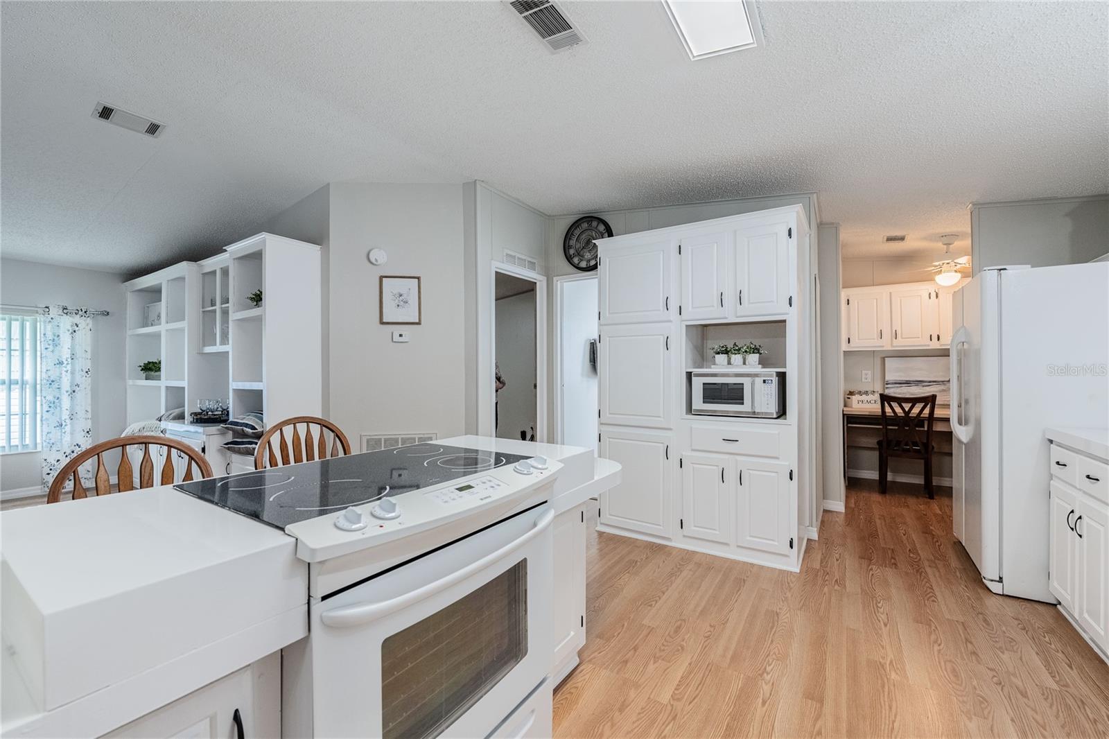 5335 POWHATTAN ST — photo 10