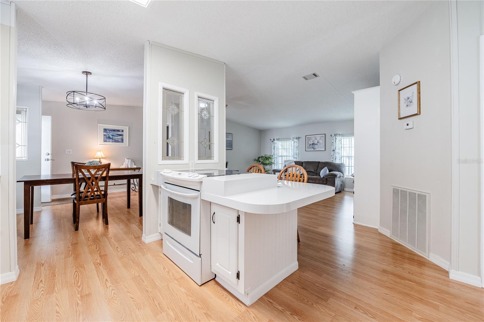 5335 POWHATTAN ST — photo 7