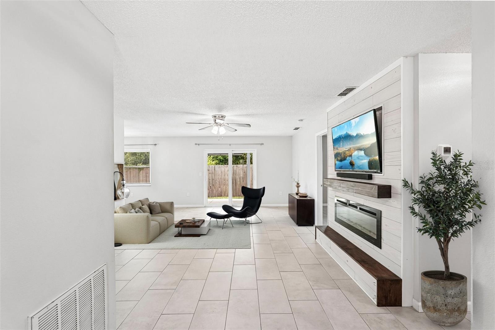 8710 FILSON PL — photo 3