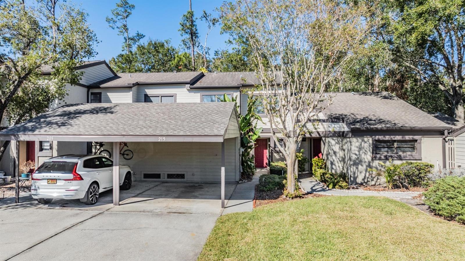 215 WOODS LANDING TRL — photo 2