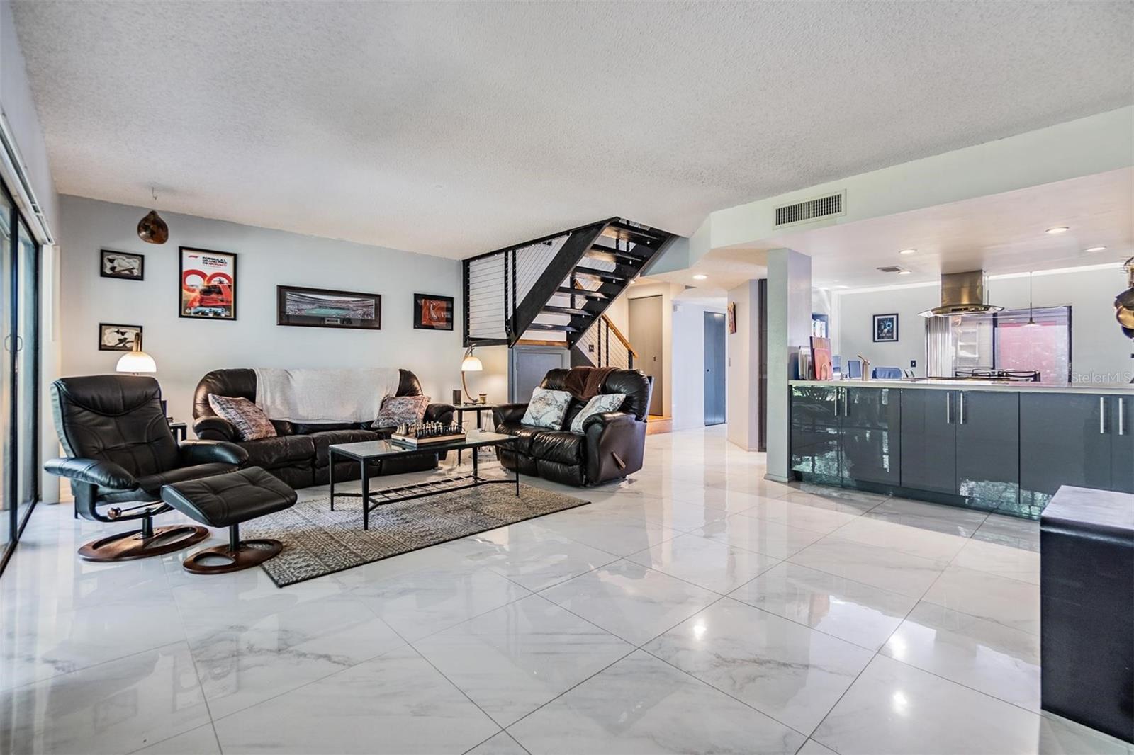 215 WOODS LANDING TRL — photo 17