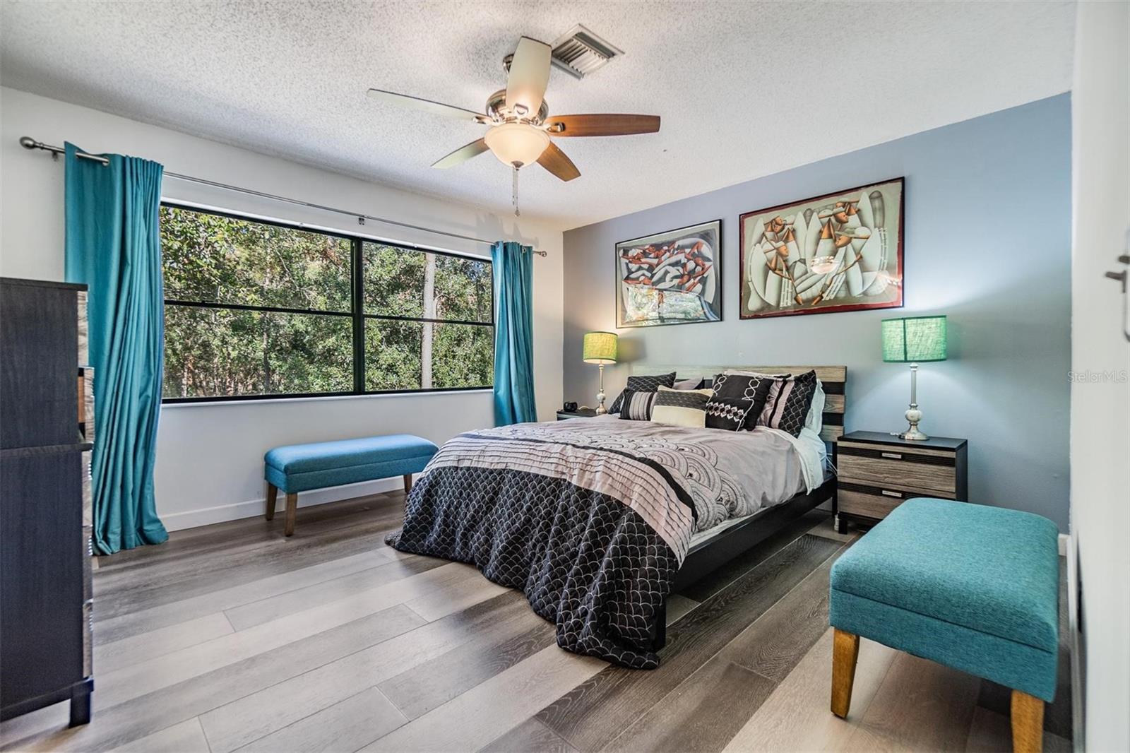 215 WOODS LANDING TRL — photo 12