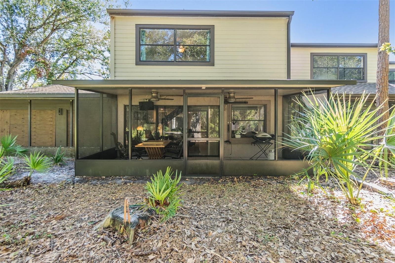 215 WOODS LANDING TRL — photo 32