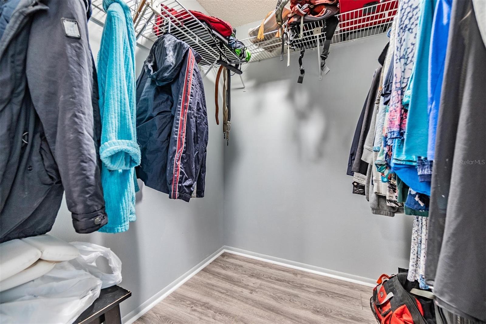 215 WOODS LANDING TRL — photo 15