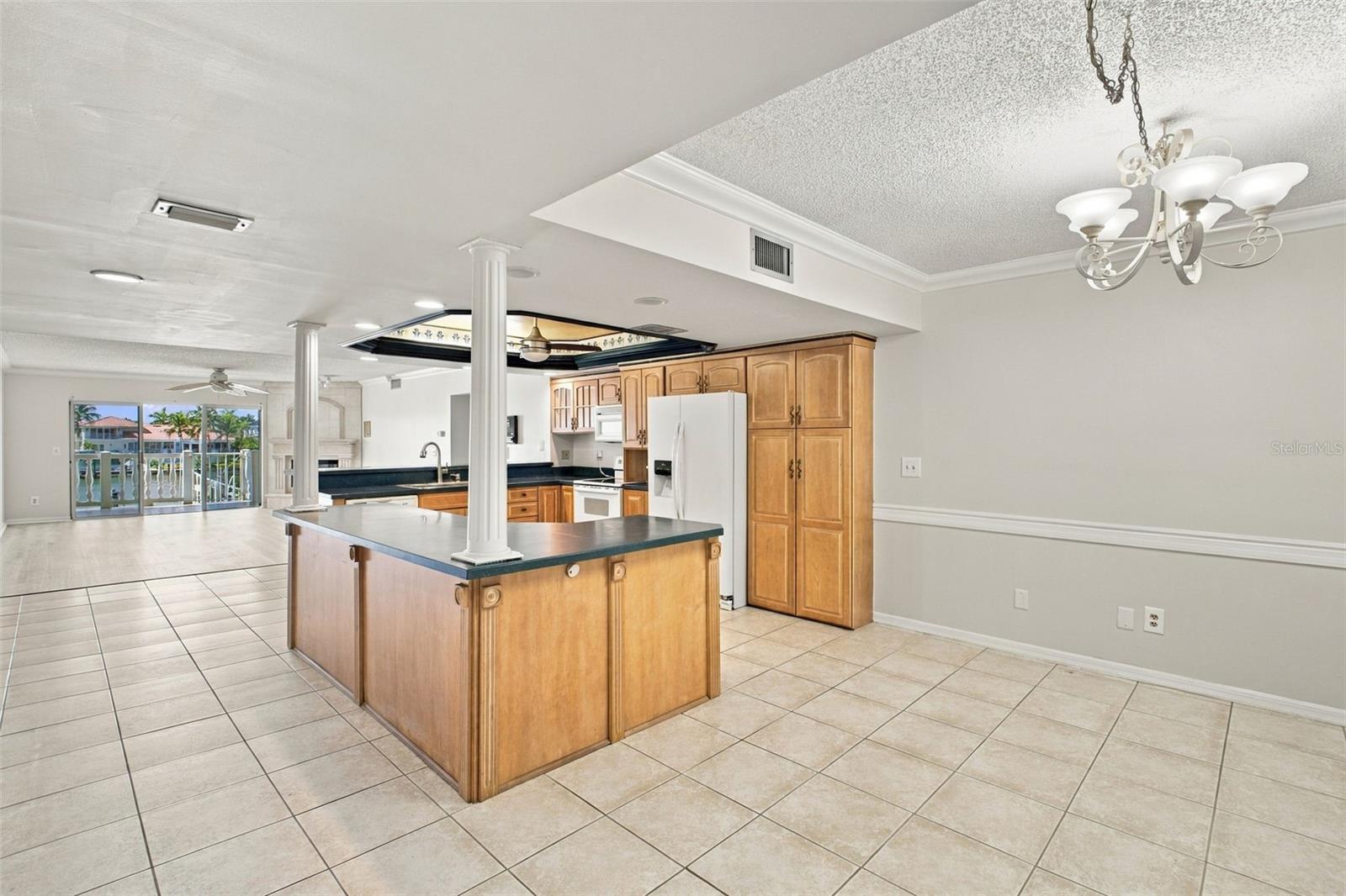544 PINELLAS BAYWAY S #F8 — photo 13