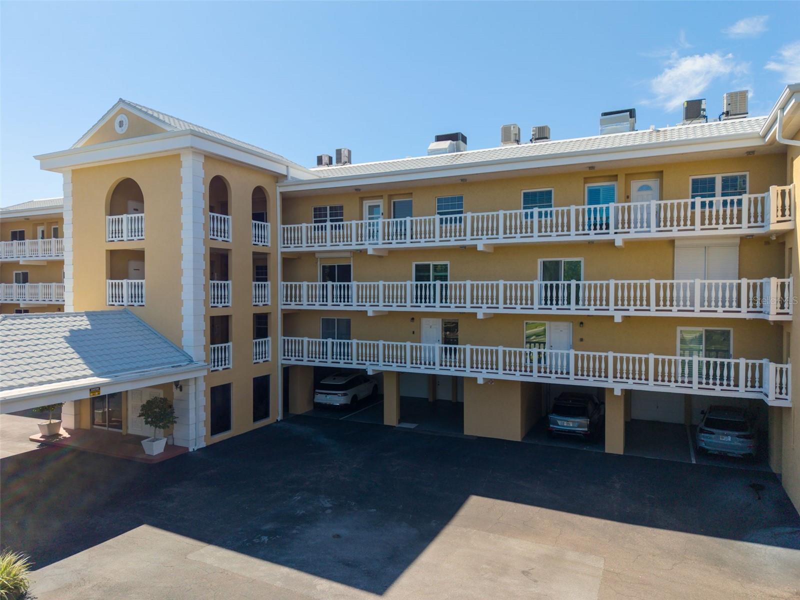 544 PINELLAS BAYWAY S #F8 — photo 2