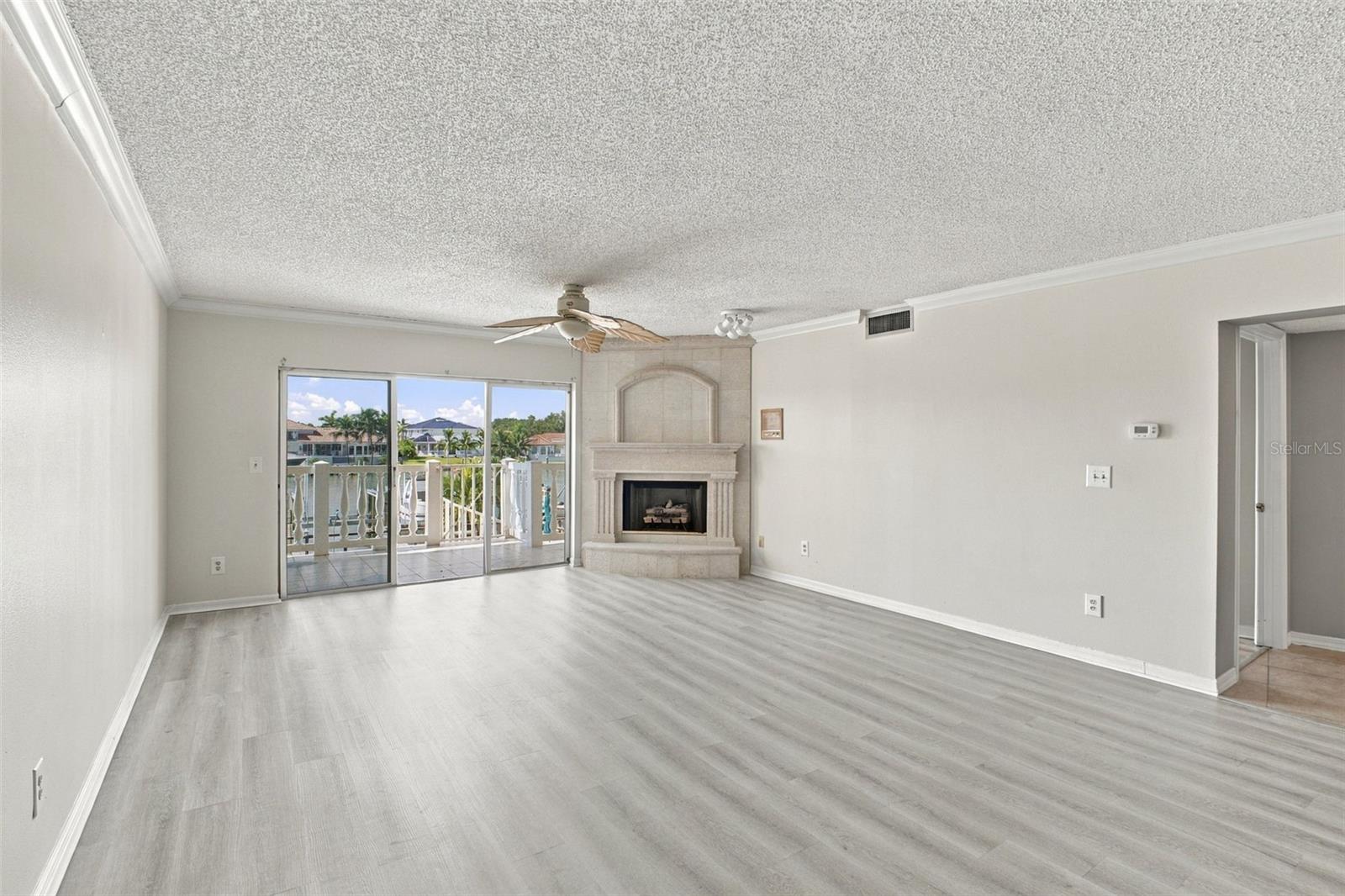 544 PINELLAS BAYWAY S #F8 — photo 4