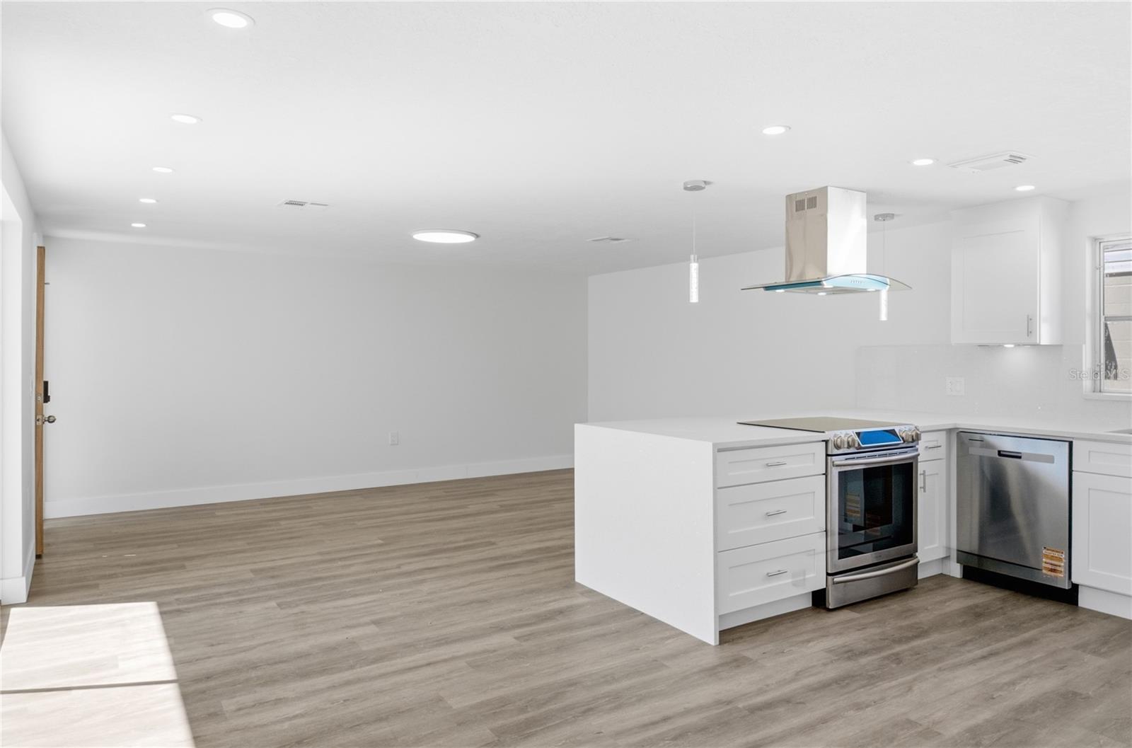 5109 TILSON DR — photo 9