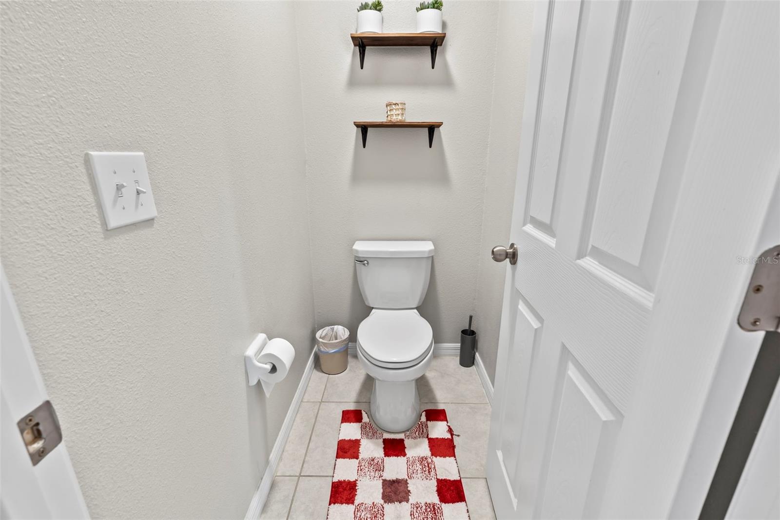 5111 DANDELION ST — photo 40