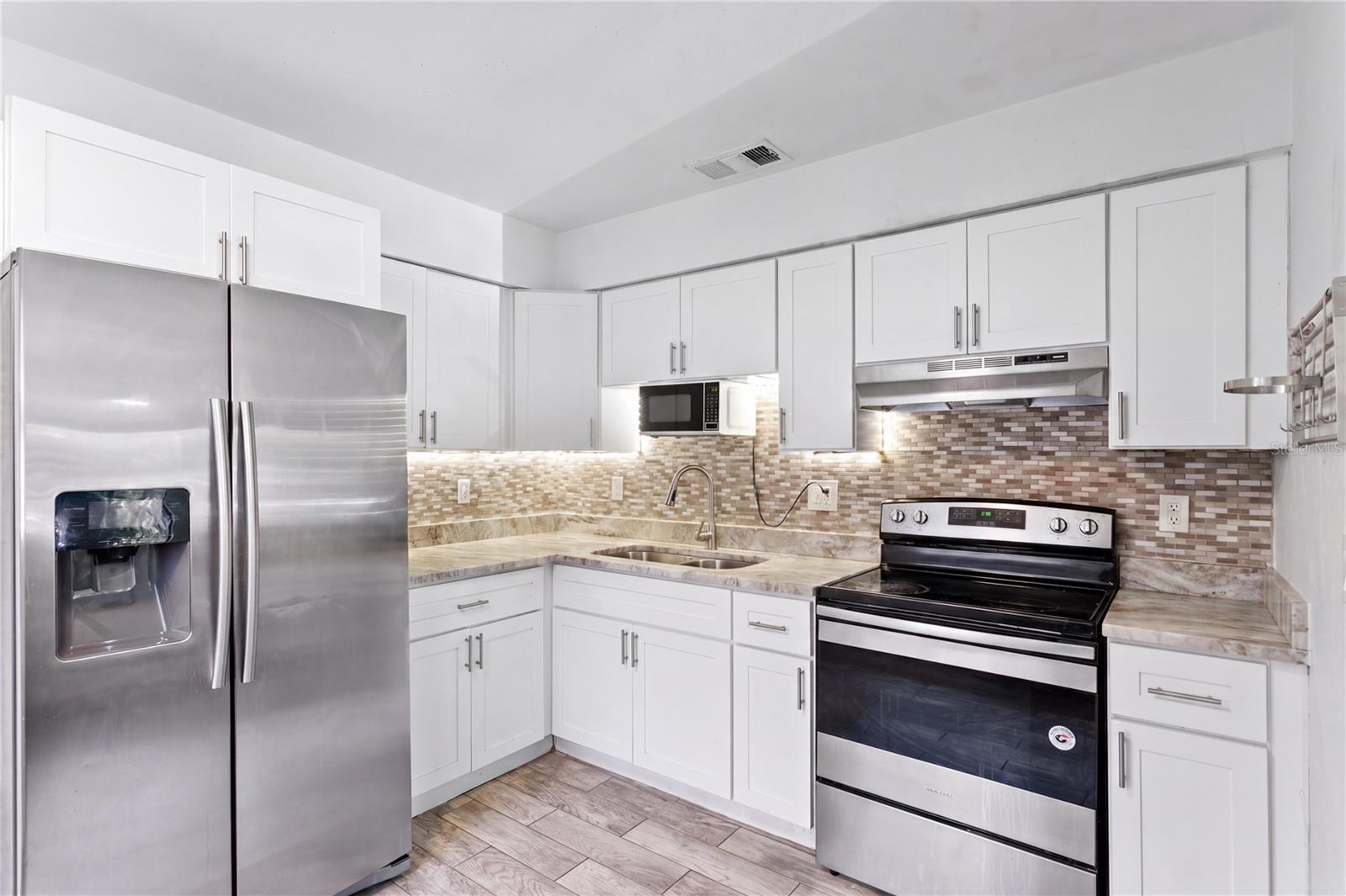 8520 N BRANCH AVE — photo 10