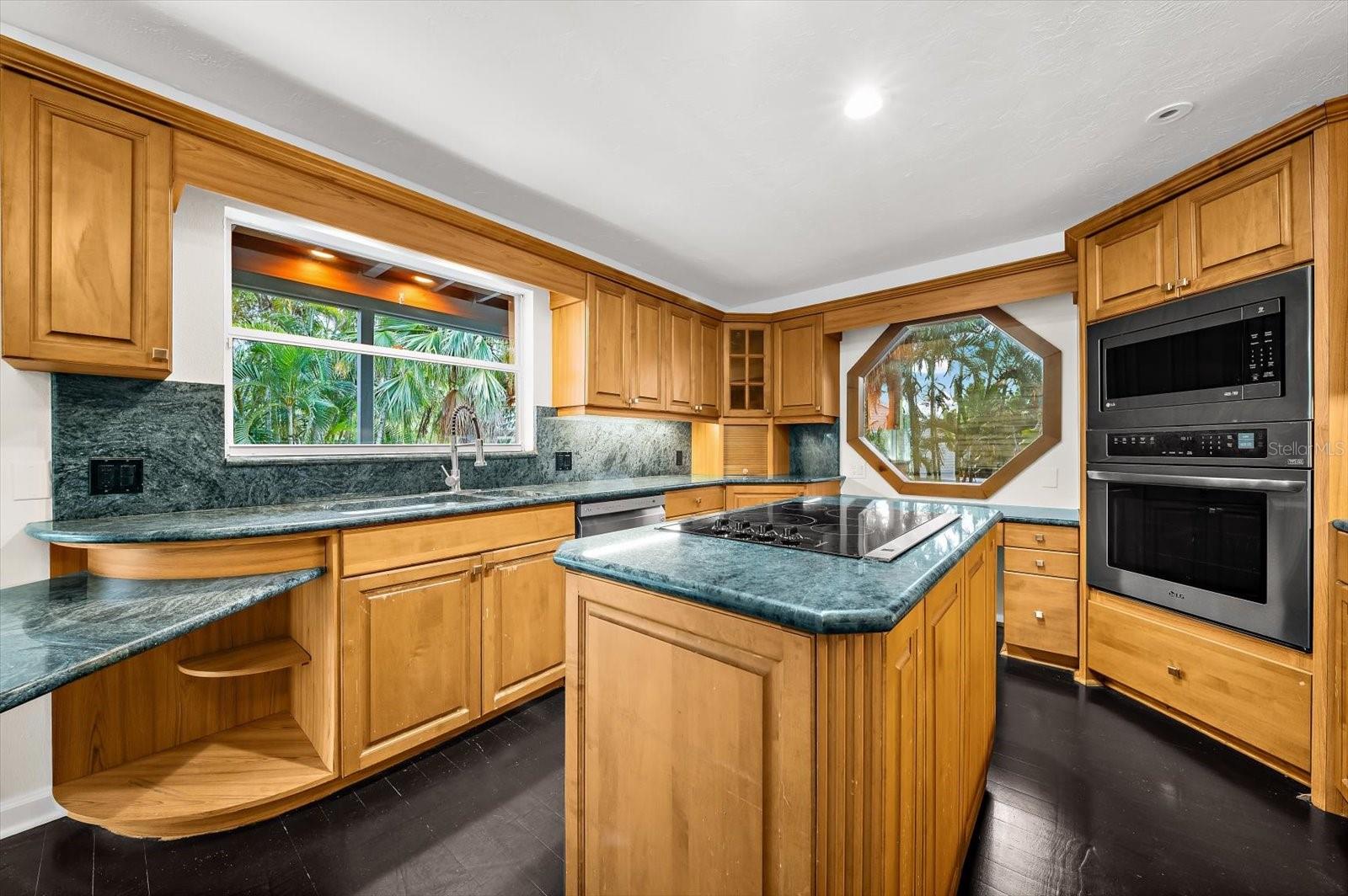 1209 SEA PLUME WAY — photo 29