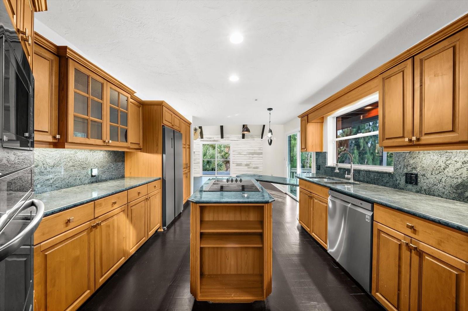 1209 SEA PLUME WAY — photo 30