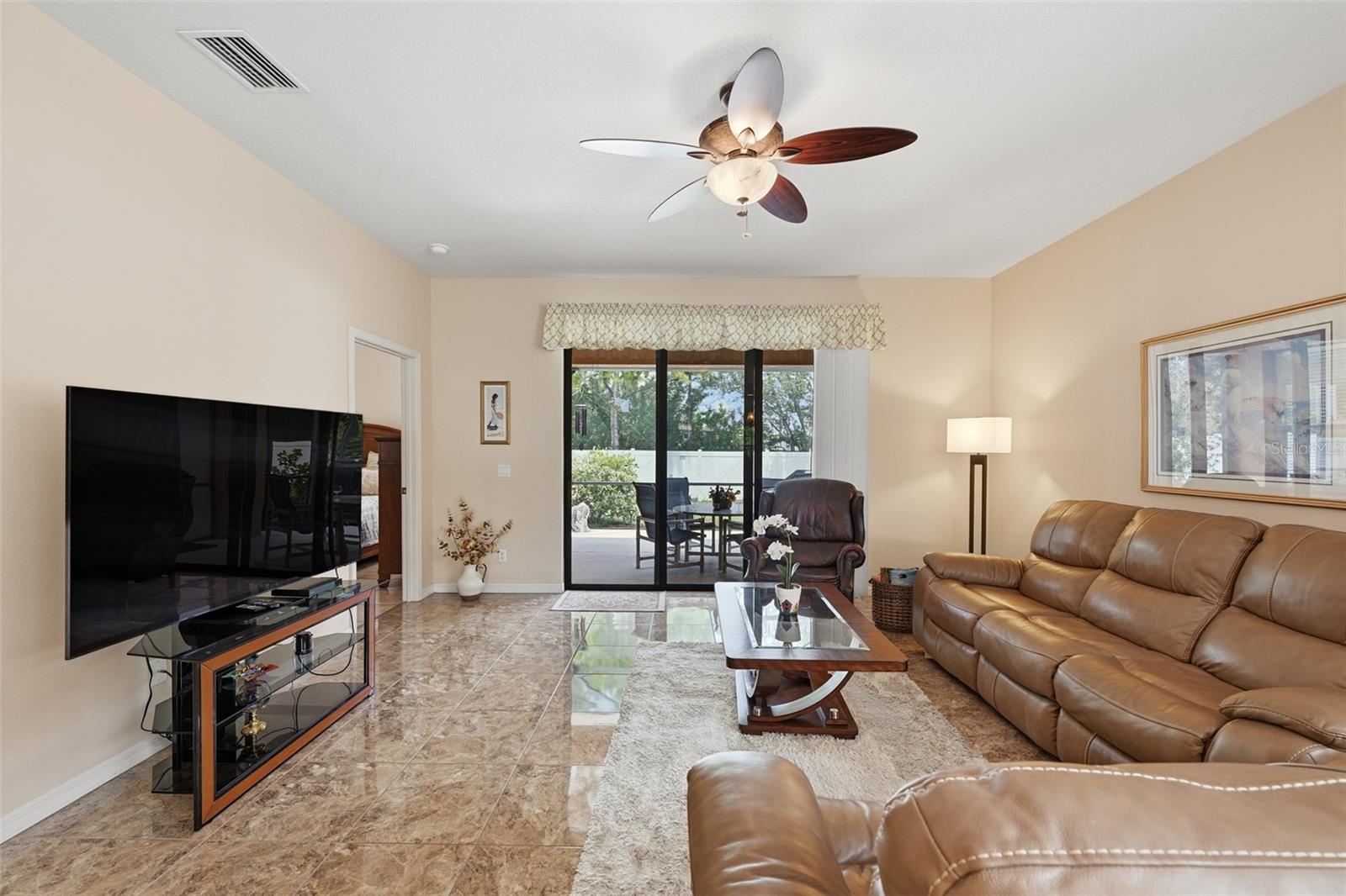 229 SILVER FALLS DR — photo 22