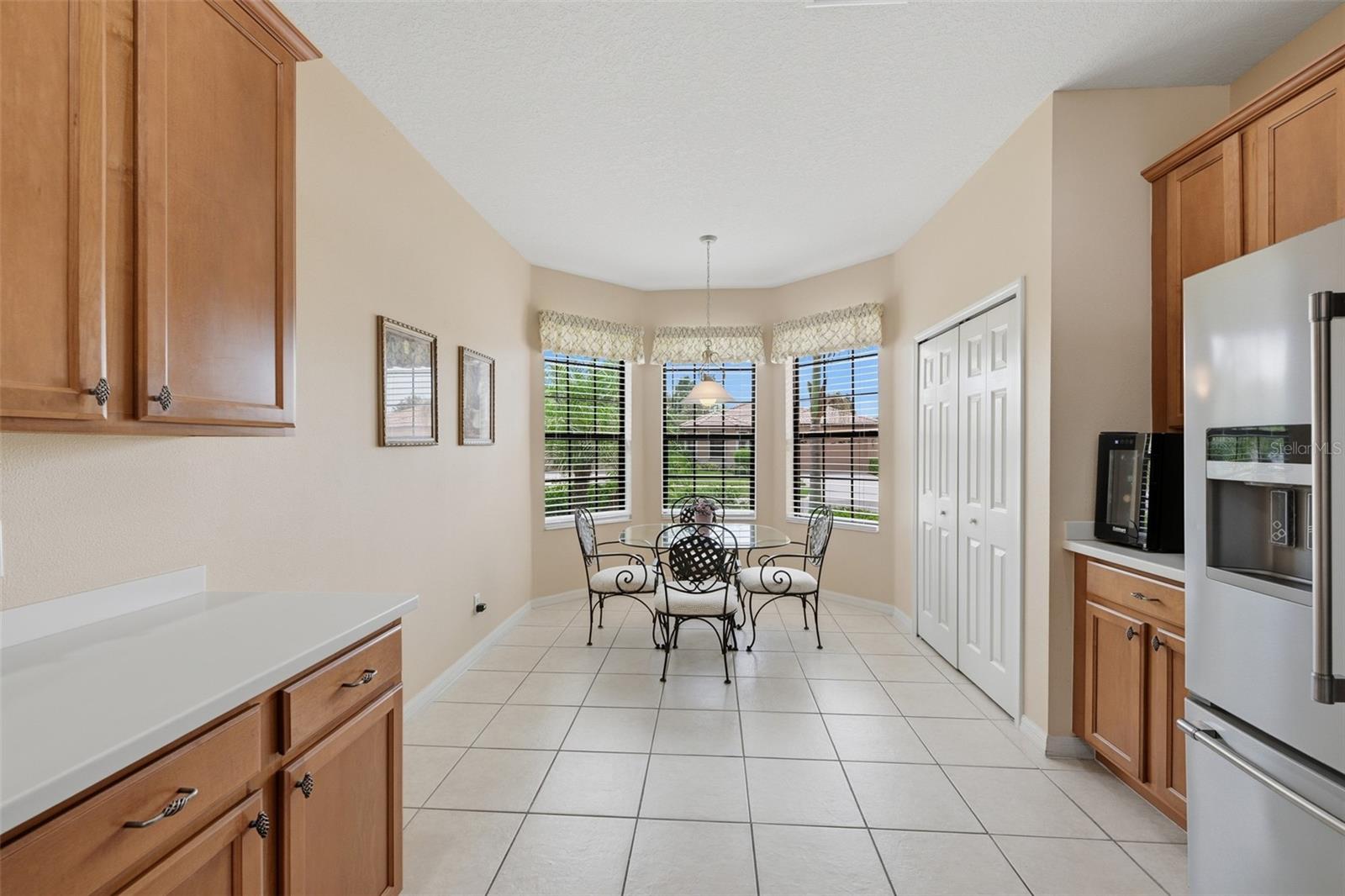 229 SILVER FALLS DR — photo 11