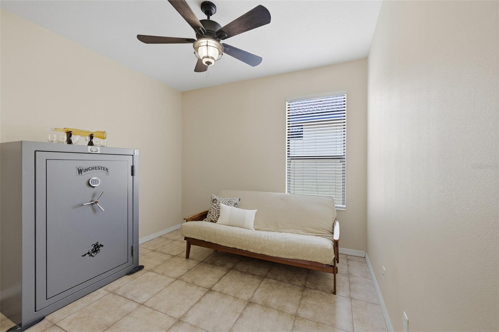229 SILVER FALLS DR — photo 40