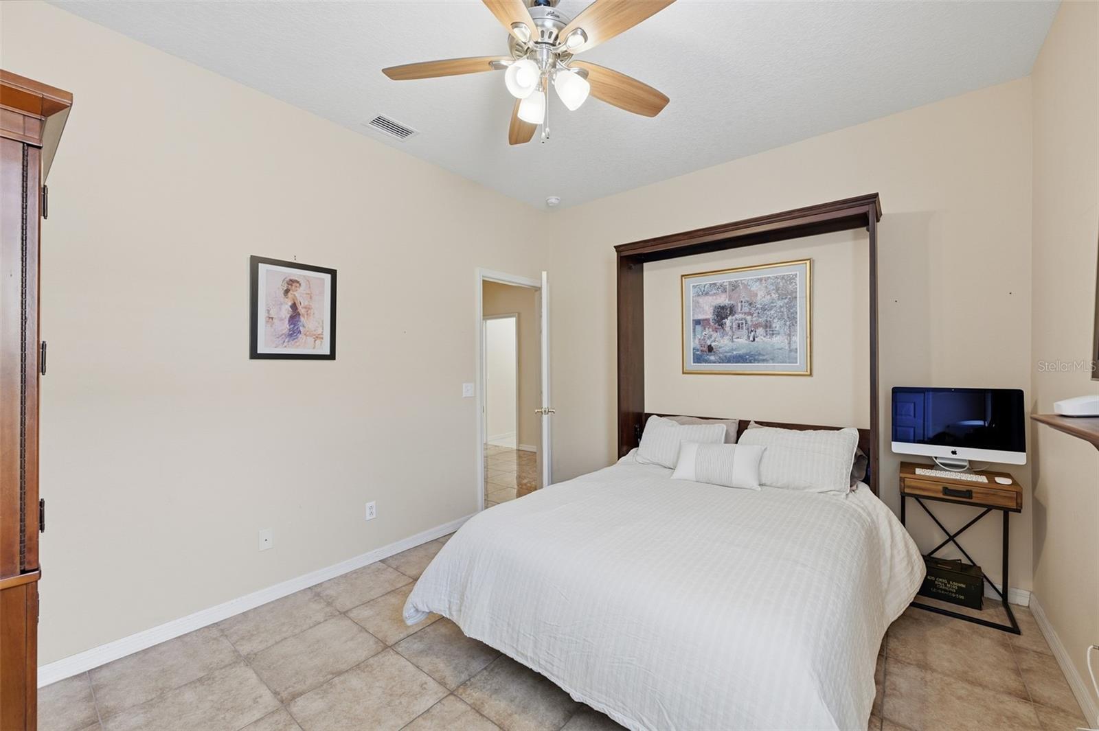 229 SILVER FALLS DR — photo 36