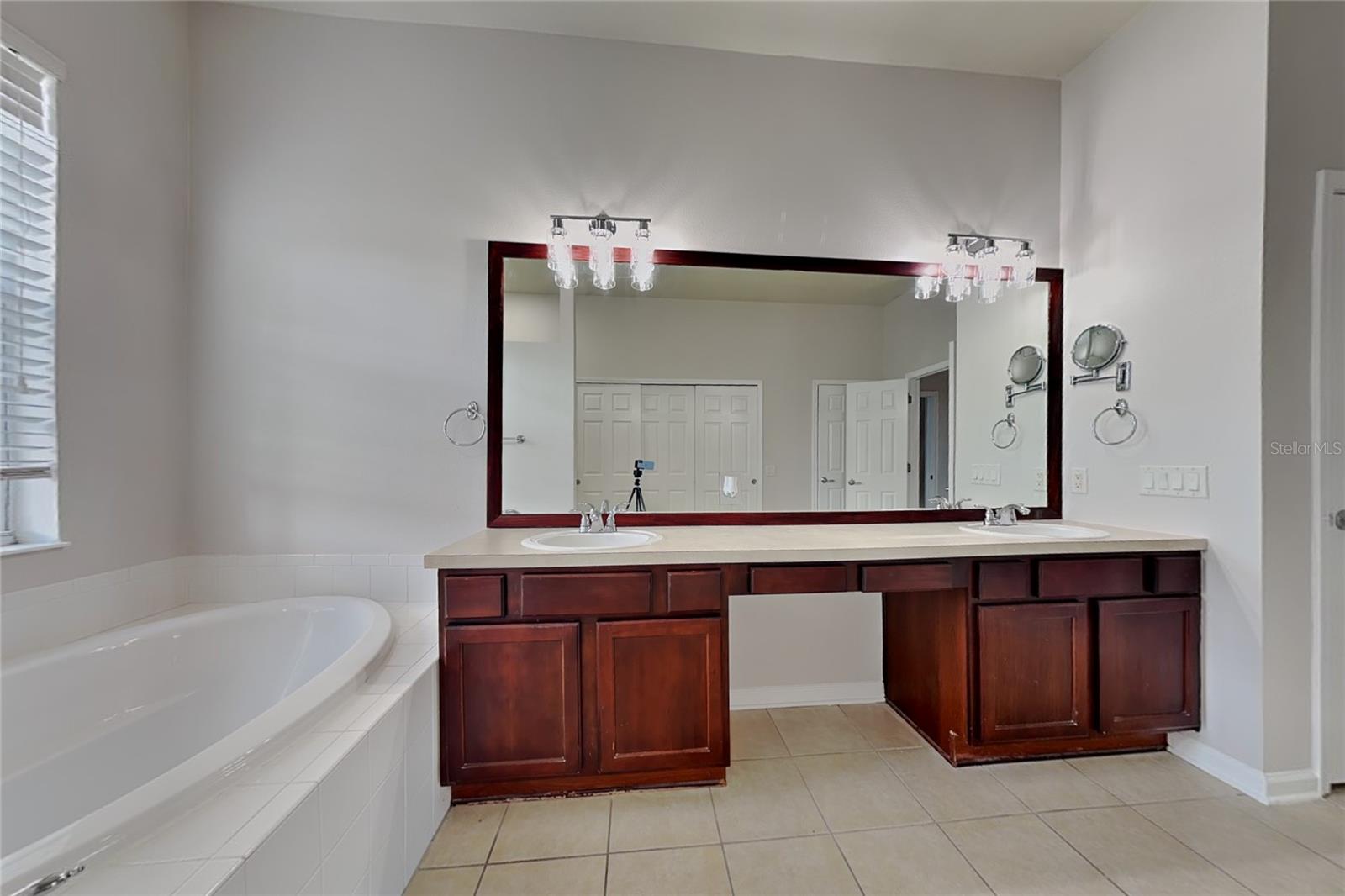 5714 99TH AVENUE CIR E — photo 17