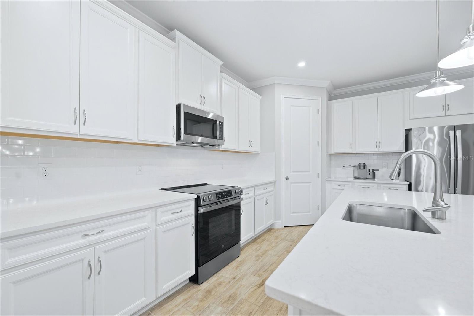 20272 BANDERA PL — photo 32